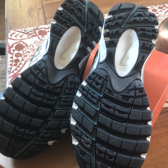 VINTAGE -NIKE 8 WIDE - Picture 4 of 7